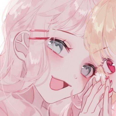 女孩太想念外公外婆睡墓碑旁不愿走